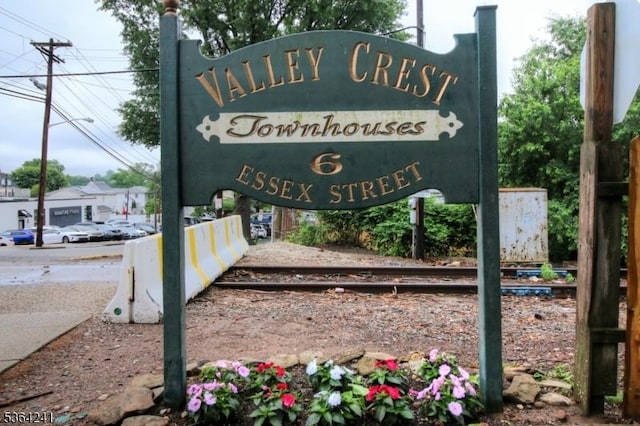 6 Essex St Unit F-32, Belleville Twp, NJ 07109 - view of community / neighborhood sign