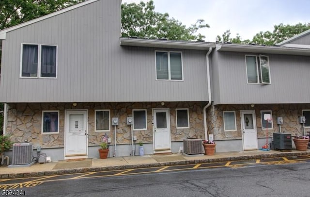 6 Essex St Unit F-32, Belleville Twp, NJ 07109 - multi unit property with stone siding
