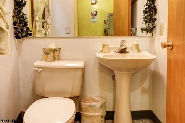 6 Essex St Unit F-32, Belleville Twp, NJ 07109 - bathroom with toilet