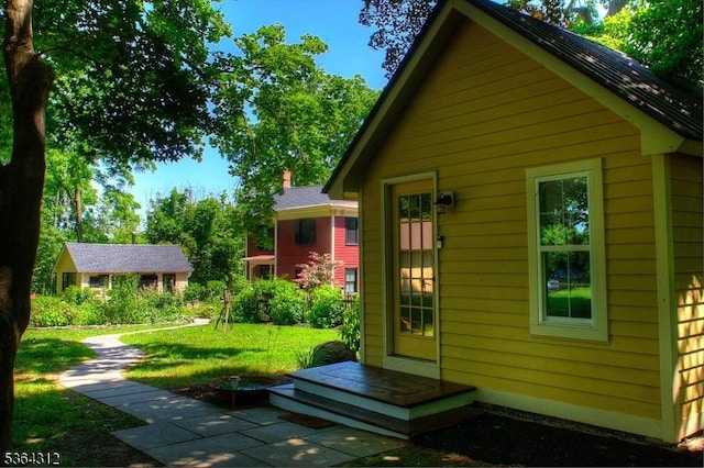 4 Lambert Rd, Delaware Twp, NJ 08559 - back of house with a yard