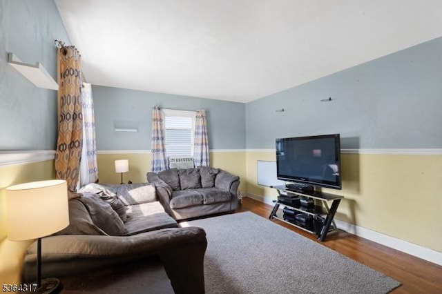 520 Marion St, Bound Brook Boro, NJ 08805 - living room with wood finished floors and baseboards