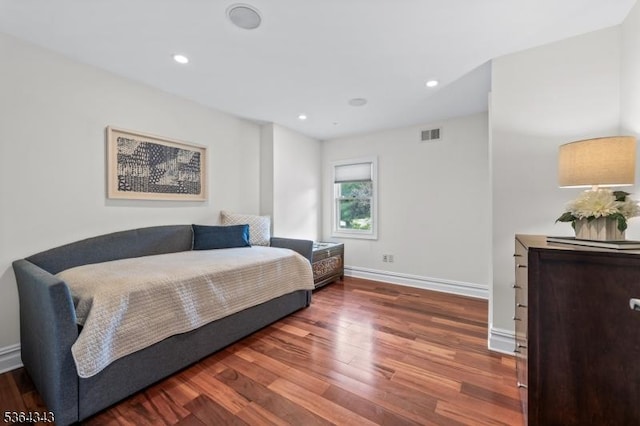 231 Woods Rd, Hillsborough Twp, NJ 08844 - bedroom with wood finished floors and recessed lighting
