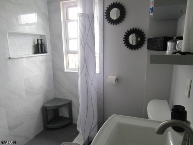 7 Brunswick Ave, Union Twp, NJ 07088 - bathroom with toilet and a shower