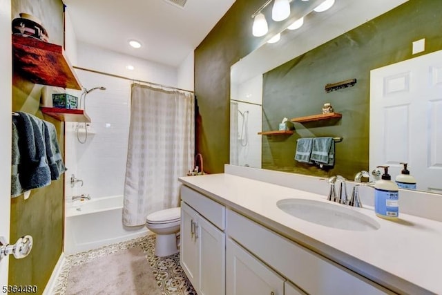 1005 Station Rd, Somerville Boro, NJ 08876 - full bath with shower / bathtub combination with curtain and vanity