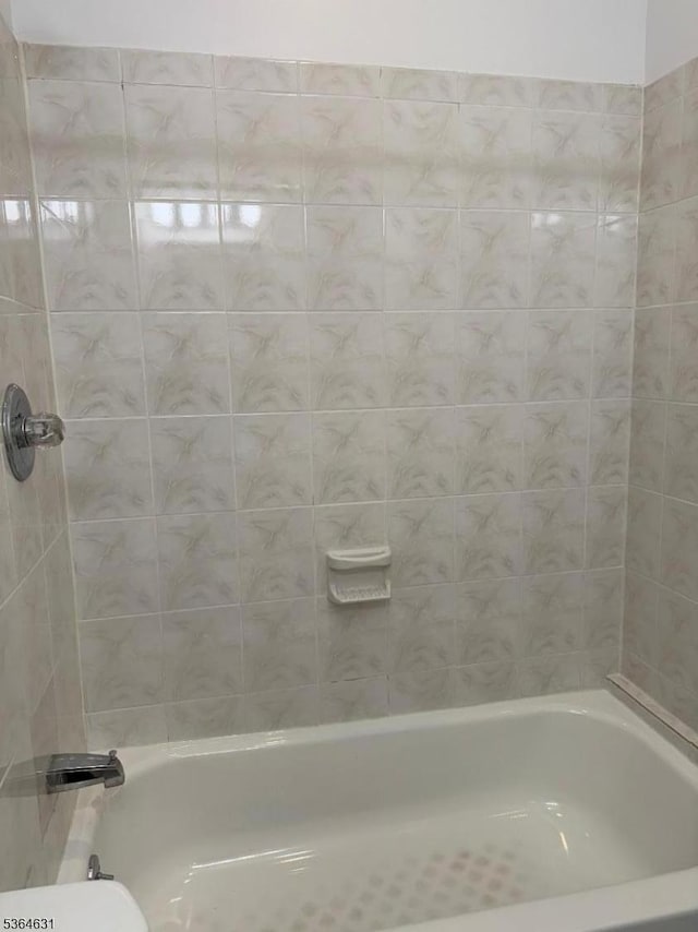 720 Boulevard, Weehawken Twp., NJ 07086 - full bath featuring  shower combination