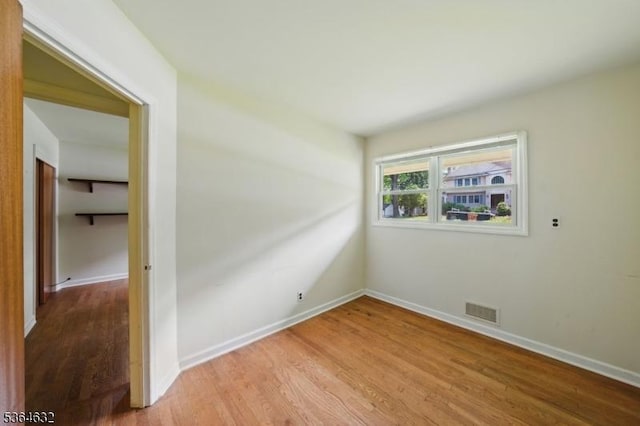 89 Fieldcrest Rd, Parsippany-Troy Hills Twp, NJ 07054 - empty room featuring wood finished floors and baseboards