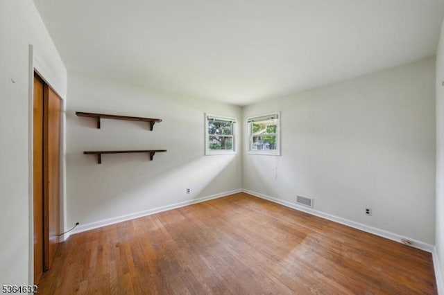 89 Fieldcrest Rd, Parsippany-Troy Hills Twp, NJ 07054 - spare room featuring wood finished floors and baseboards