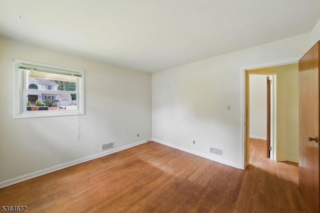 89 Fieldcrest Rd, Parsippany-Troy Hills Twp, NJ 07054 - spare room featuring wood finished floors and baseboards