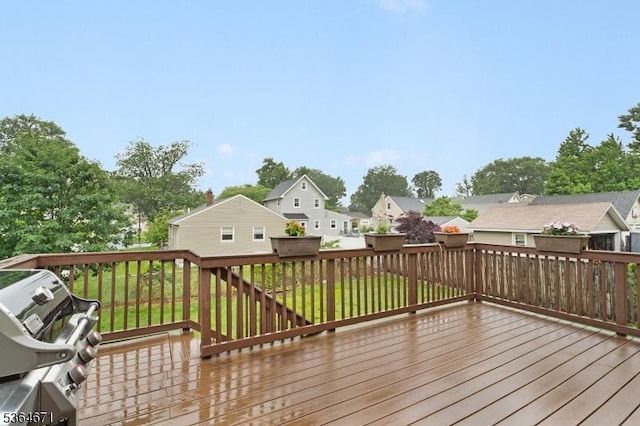 608 Faitoute Ave, Roselle Park Boro, NJ 07204 - wooden terrace with a residential view