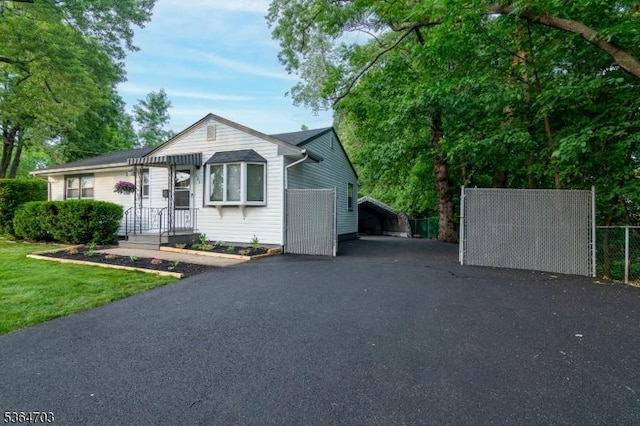 123 Baier Ave, Franklin Twp, NJ 08873 - view of front of property with driveway