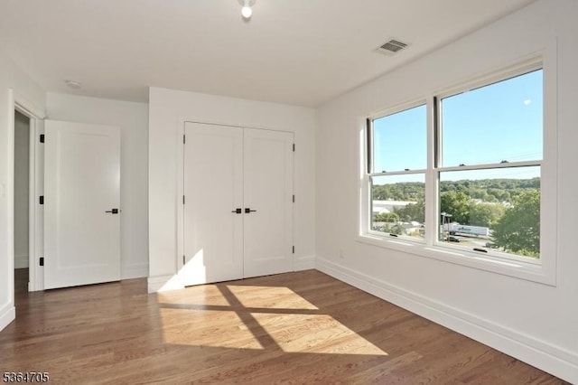 17 Mountain Ave, Mahwah Twp, NJ 07430 - unfurnished bedroom featuring wood finished floors and a closet