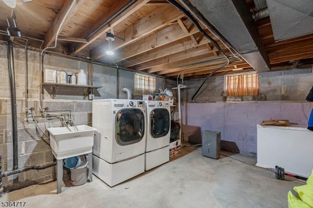 96 Reinhold Ter, Union Twp, NJ 07083 - laundry area featuring washer and clothes dryer