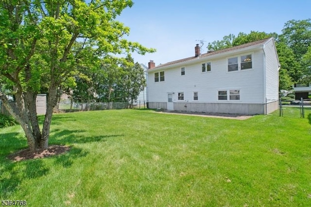 500 Sioux Ave, Parsippany-Troy Hills Twp, NJ 07034 - back of property with a chimney