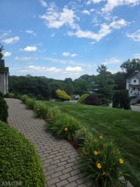 6 Anna Rose Ct, Bloomingdale Boro, NJ 07403 - view of home's community