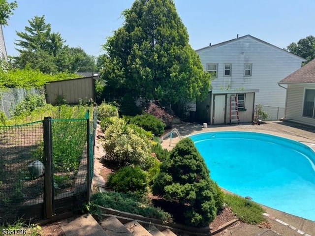 797 Chestnut St, Union Twp, NJ 07083 - view of swimming pool featuring an outdoor structure