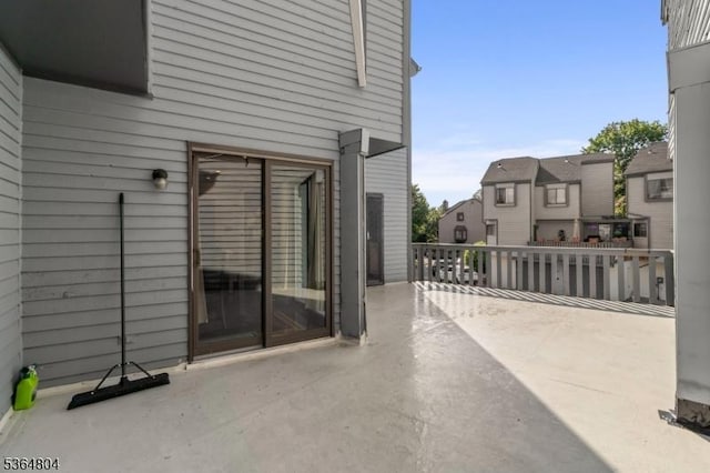 27 Delbarton Ct, Washington Twp, NJ 07840 - view of patio / terrace