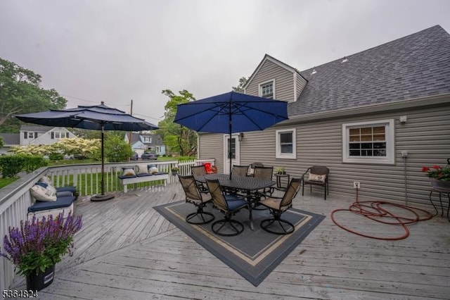 510 Oakridge Ave, North Plainfield Boro, NJ 07063 - deck featuring outdoor dining area