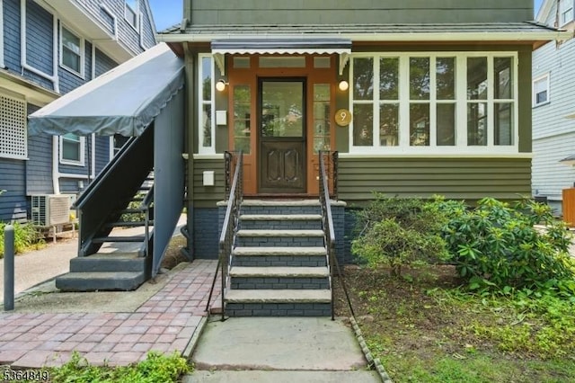 9 Vincent Pl, Montclair Twp, NJ 07042 - view of exterior entry