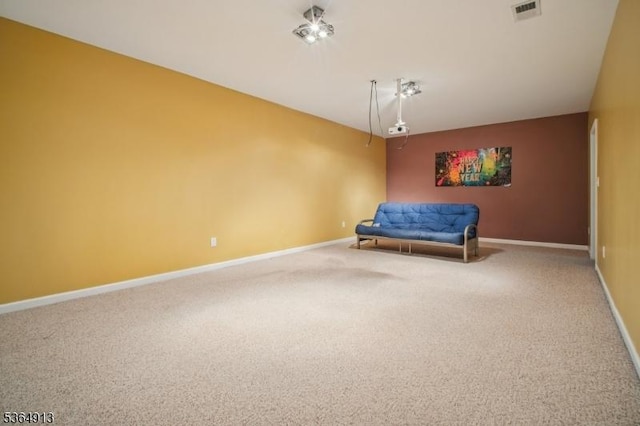 286 Meadow Rd Unit Rt17, Serv Rutherford Boro, NJ 07070 - sitting room with carpet and baseboards