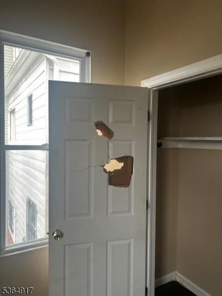 124 Shephard Ave, Newark City, NJ 07112 - interior space