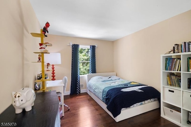 3310 Round Hill Rd, Branchburg Twp, NJ 08876 - bedroom featuring wood finished floors
