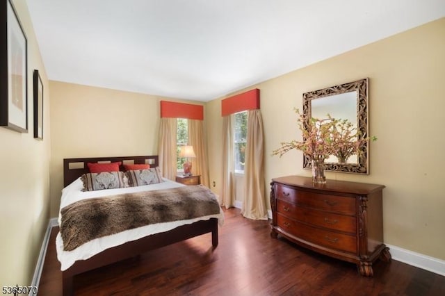 3310 Round Hill Rd, Branchburg Twp, NJ 08876 - bedroom featuring wood finished floors and baseboards