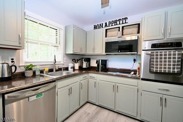 25 Lockwood Ave, Byram Twp, NJ 07874 - kitchen with stainless steel appliances and light wood-style floors