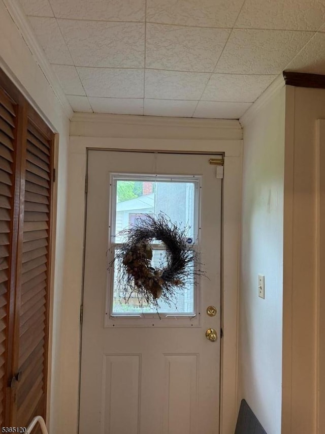 142 Lakeside Dr, Liberty Twp, NJ 07823 - doorway featuring ornamental molding