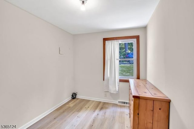 76 Hillside Rd, Sparta Twp, NJ 07871 - empty room featuring light wood finished floors and baseboards