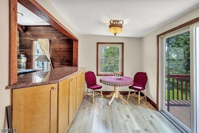 76 Hillside Rd, Sparta Twp, NJ 07871 - dining area with light wood-style flooring and baseboards
