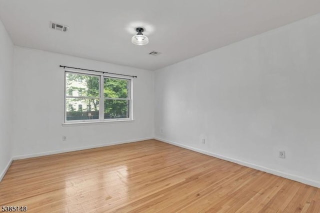 120 Westfield Ave Unit 12, Elizabeth City, NJ 07208 - empty room featuring light wood finished floors and baseboards