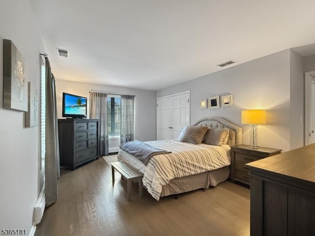 26 Knollwood Rd, Hanover Twp, NJ 07981 - bedroom featuring wood finished floors and a closet