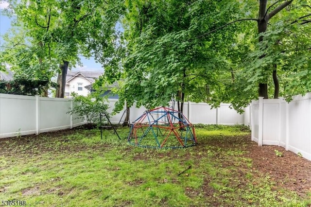 35 Elm Ct, South Orange Village Twp, NJ 07079 - view of fenced backyard