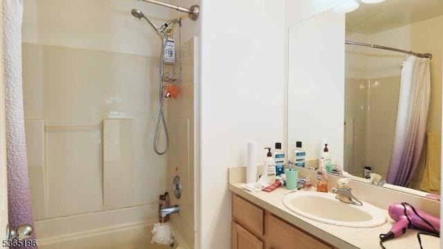 228 Windmill Ct, Lopatcong Twp, NJ 08865 - bathroom featuring vanity and shower / tub combo with curtain