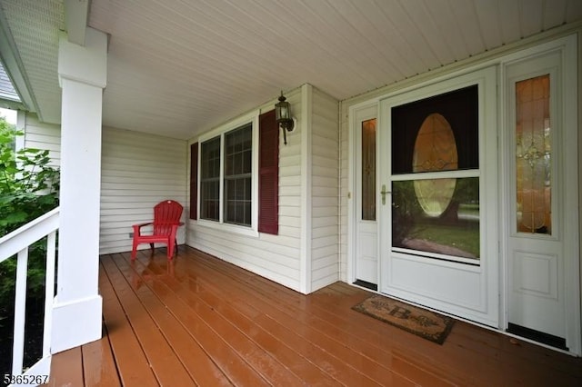 8 Dahn Dr, Sparta Twp, NJ 07871 - view of wooden porch