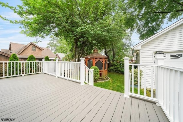 103 Cedar St, Nutley Twp, NJ 07110 - deck with a gazebo
