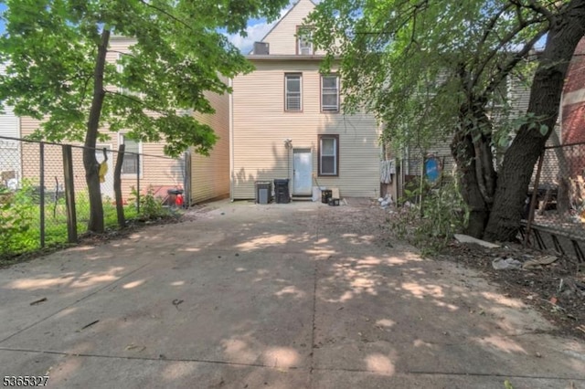 160 S 11th St, Newark City, NJ 07107 - rear view of property