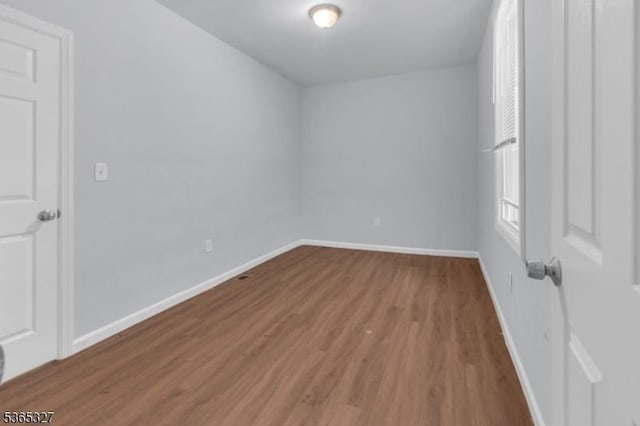 160 S 11th St, Newark City, NJ 07107 - empty room with light wood-type flooring and baseboards