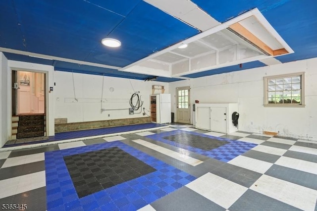 8 Hornbeam Ln, Kinnelon Boro, NJ 07405 - garage featuring a swimming pool