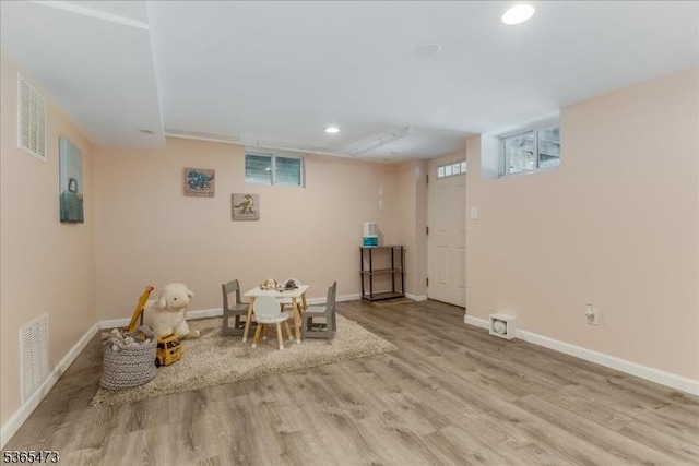162 N Maple Ave, Bernards Twp, NJ 07920 - sitting room featuring wood finished floors and recessed lighting