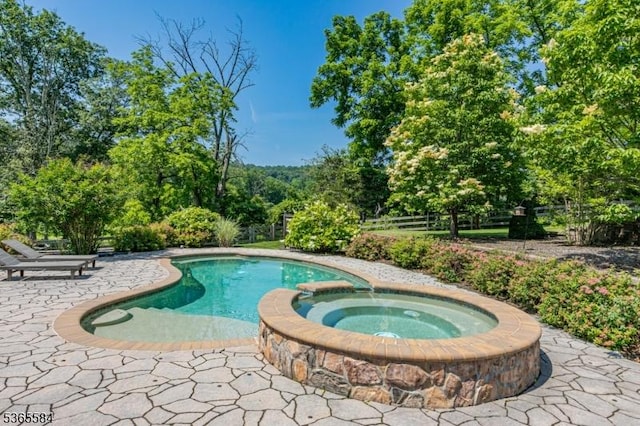 4 Wingover Farm Ct, Raritan Twp, NJ 08822 - view of swimming pool featuring a pool with connected hot tub and a patio area