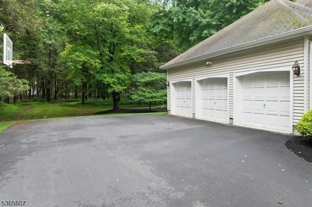 10 Kilmer Dr, Hillsborough Twp, NJ 08844 - garage featuring driveway