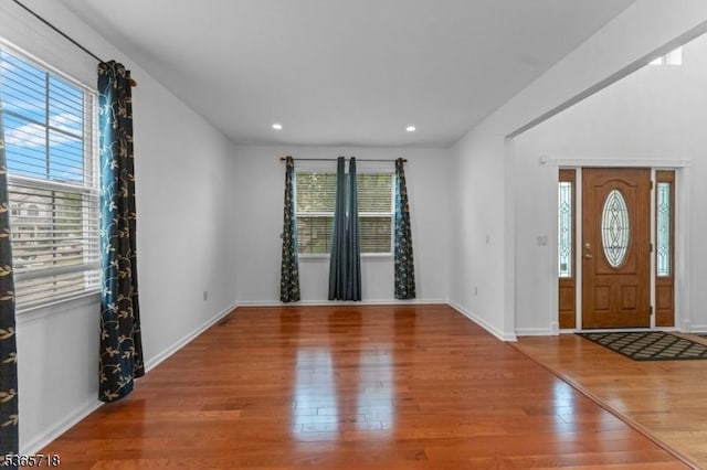 8 Cobblers Cir, Franklin Twp, NJ 08823 - foyer entrance with wood finished floors and recessed lighting