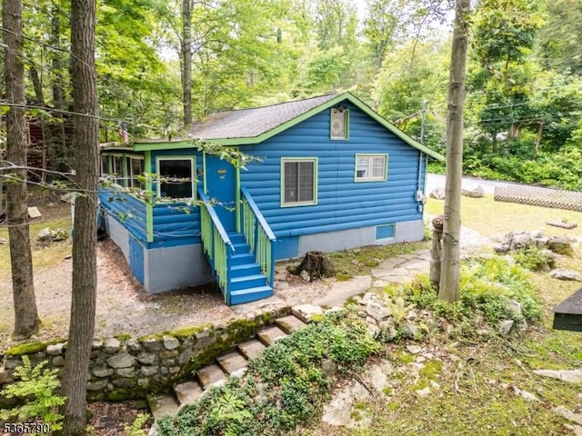 3 Maple Rd, Vernon Twp, NJ 07461 - view of front of property featuring log veneer siding