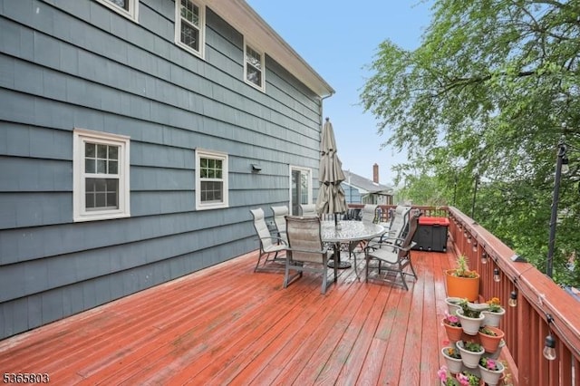 95 Harrison Ave, North Plainfield Boro, NJ 07060 - deck featuring outdoor dining area