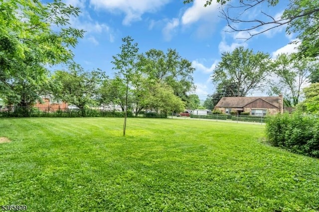 9 Mueller Ln, Franklin Twp, NJ 07882 - view of yard