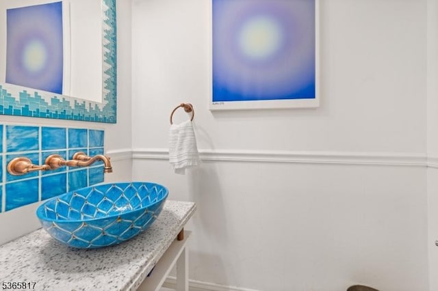 605 E Brookside Ln, Hillsborough Twp, NJ 08844 - bathroom featuring a sink