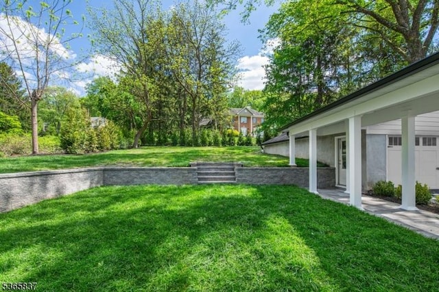 157 Meyersville Rd, Chatham Twp, NJ 07928 - view of green lawn
