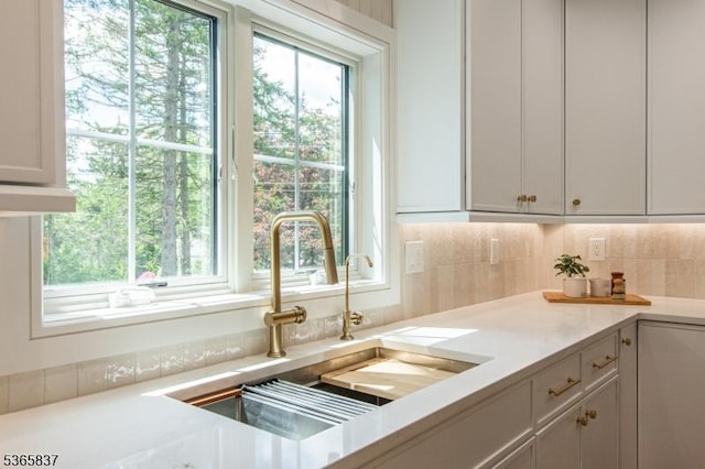 157 Meyersville Rd, Chatham Twp, NJ 07928 - kitchen featuring decorative backsplash and light countertops