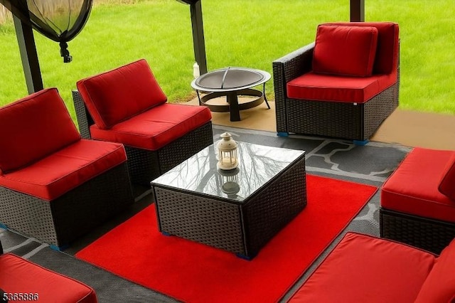 452 W 4th Ave, Roselle Boro, NJ 07203 - view of patio with an outdoor hangout area